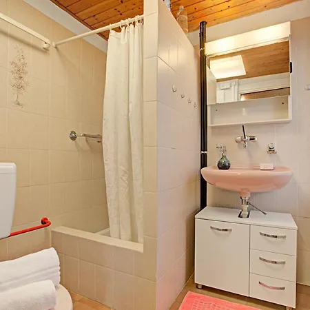 Historical - Happy Apartment